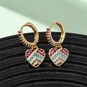 Серьги-кольца из латуни с микропаве и прозрачным кубическим цирконием в форме сердца EJEW-F384-09G